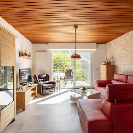 Liomena アパート Lehmen